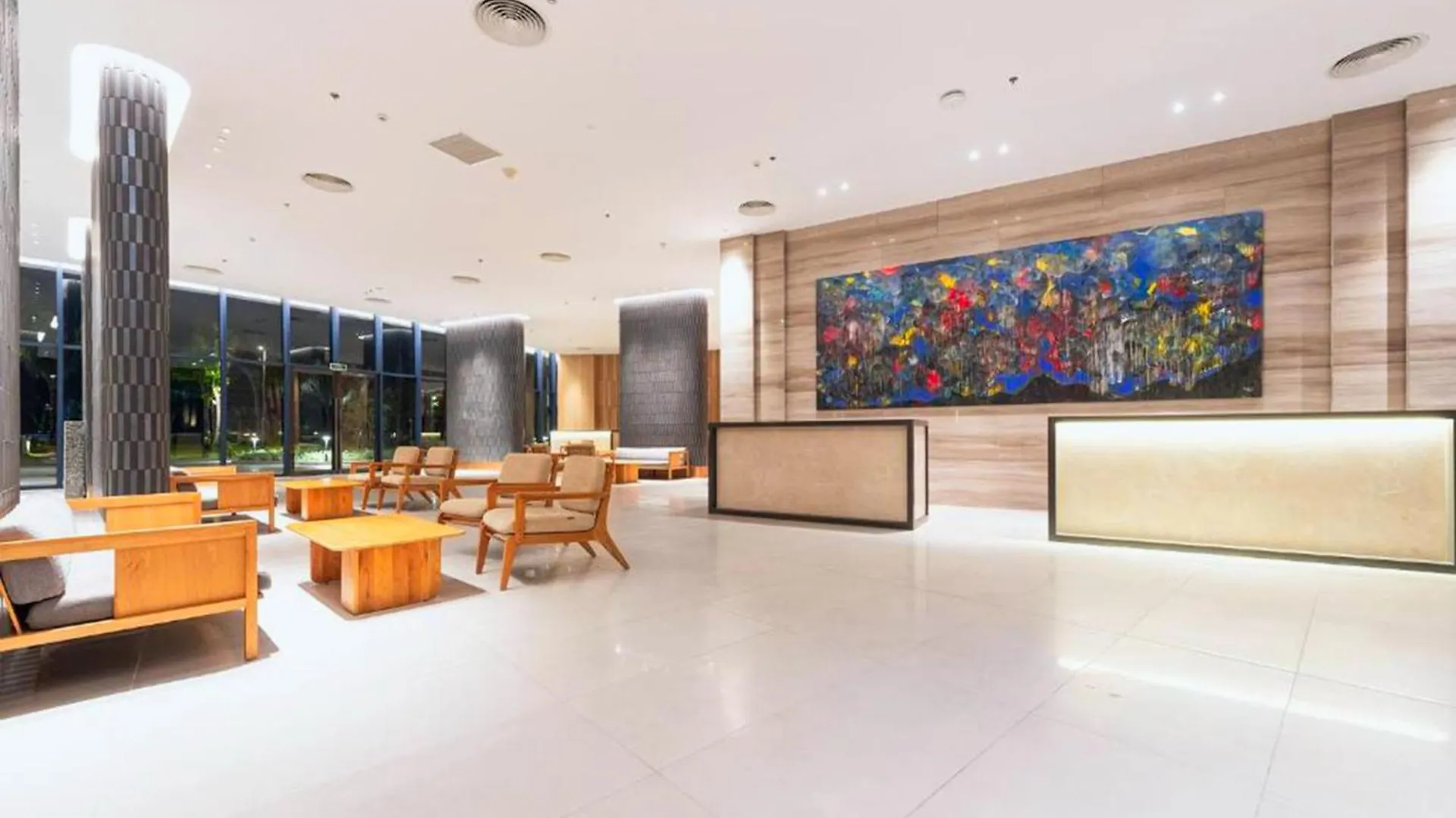 Sunny Smes - The Arena, Cam Ranh Airport Apartment Dien Khanh 0*,