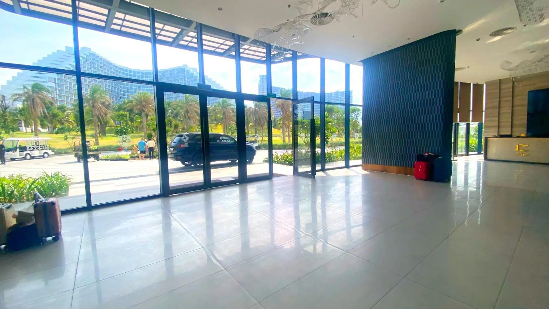 Sunny Smes - The Arena, Cam Ranh Airport Apartment Dien Khanh 0*,  Vietnam
